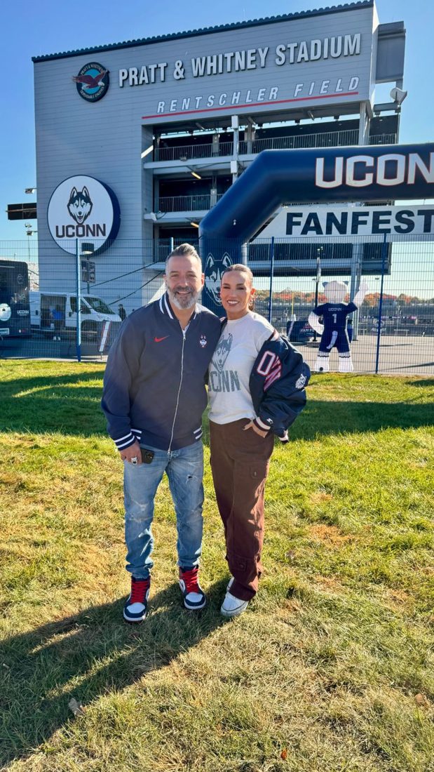 Marc and Heidi at UConn Fanfest